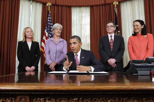 Americans Accept Obama Executive Orders On Economy; 55% Like His Refinancing Plan