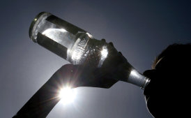 Wassermarken: Deutsche sind Traditionsmarken treu